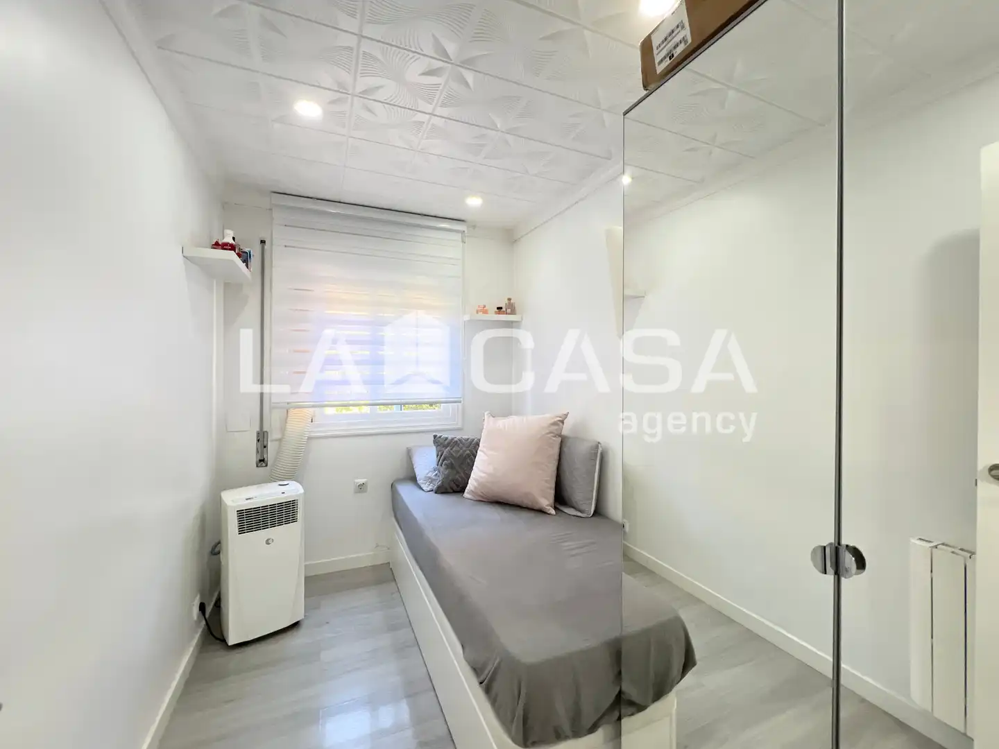 Piso con terraza en venta en Artigues - Llefià, imagen 12
