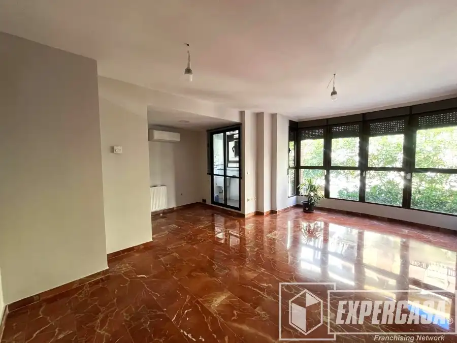 Sala d'estar de Pis de lloguer en Valencia amb Aire condicionat i Calefacció