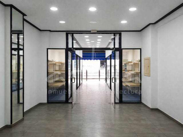 Local comercial en Alquiler en Arrancapins