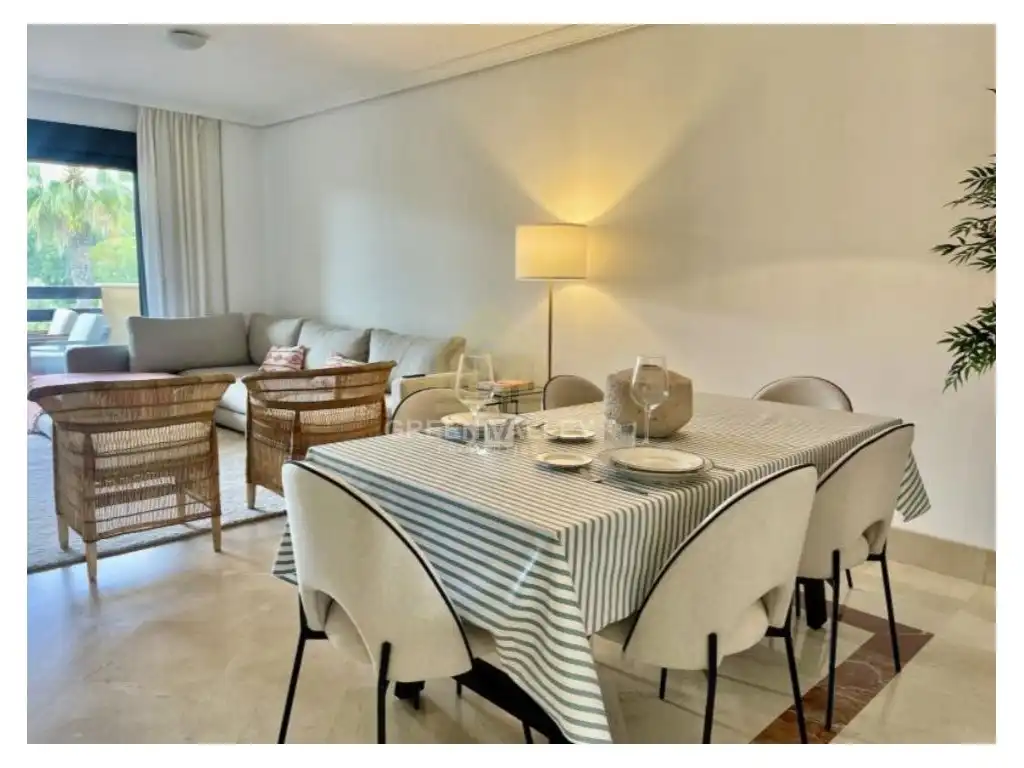 Menjador de Apartament en venda en Sotogrande