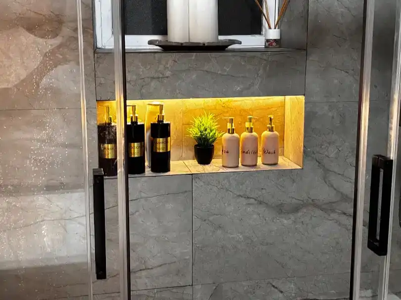 Baño de Piso de alquiler en Vera con Aire acondicionado, Piscina y Balcón