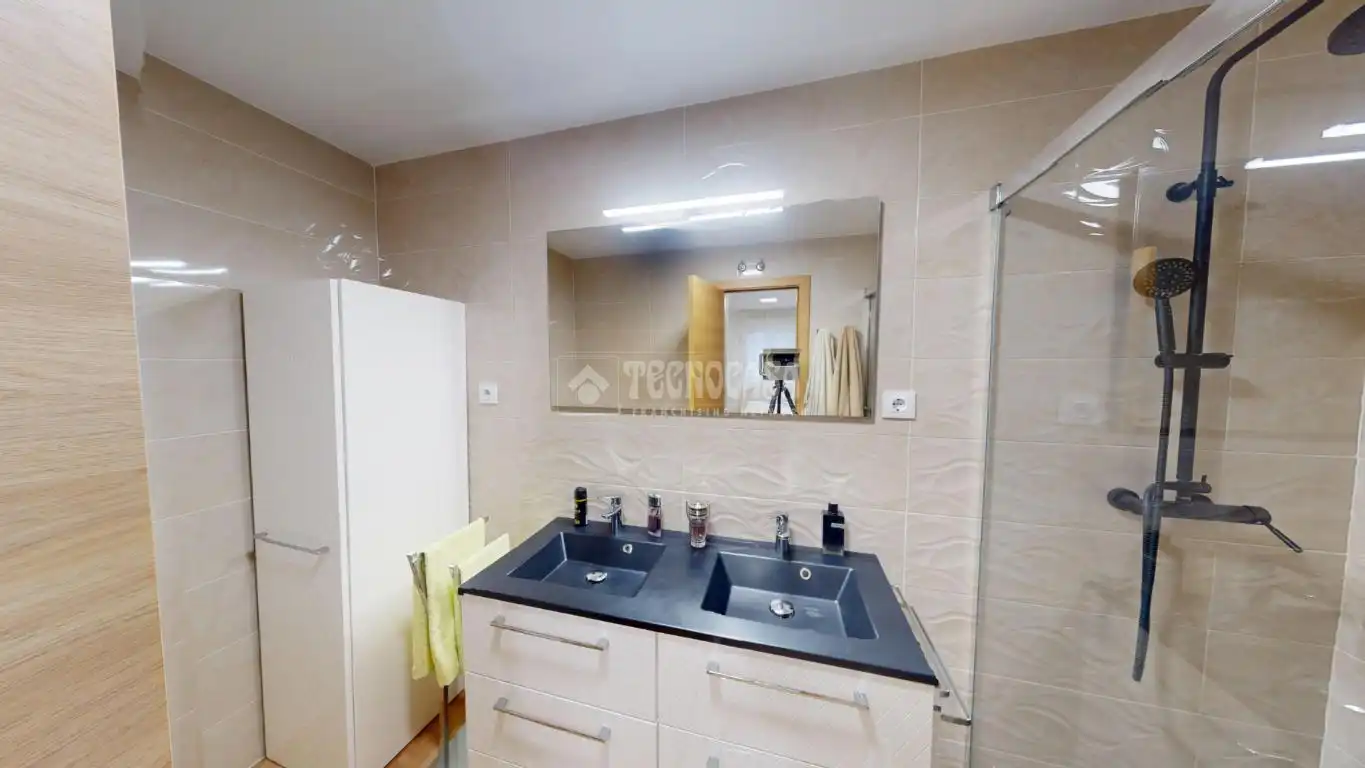 Bany de Casa adosada en venda en El Casar