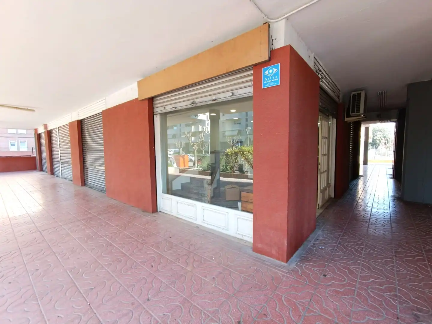 Commercial properties for sale in Martorell  with Air Conditioner