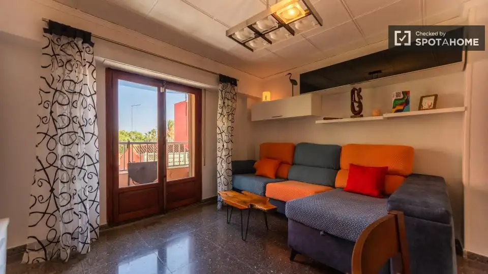 Zimmer in El Cabanyal - El Canyamelar
