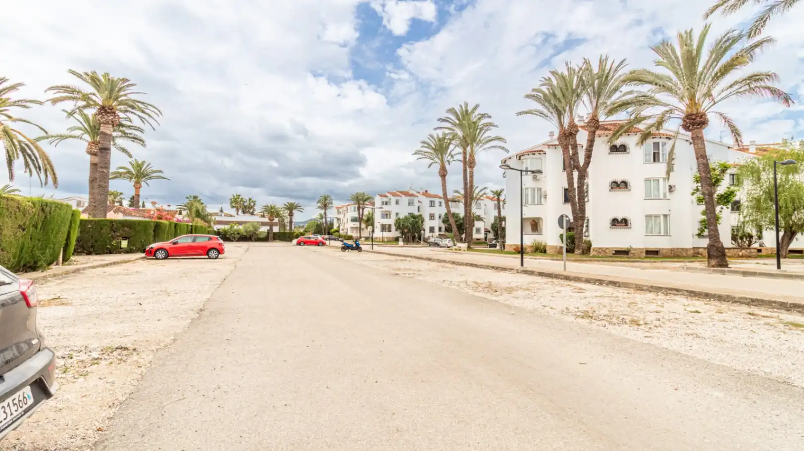 Außenansicht von Wohnungen zum Verkauf in Dénia mit Privatgarten und Schwimmbad