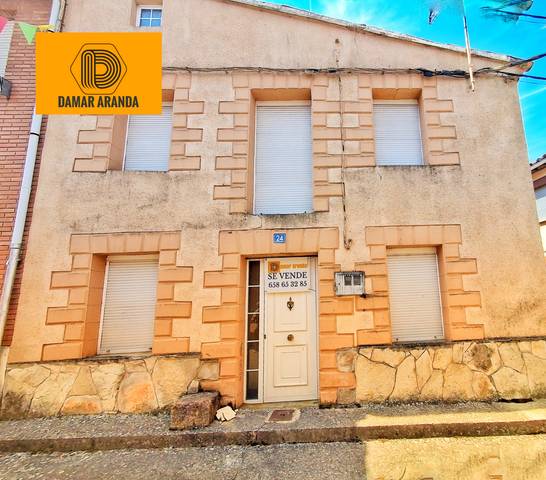 Casa adosada en Venta en Calle Portugal, 24 en Espejón