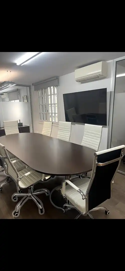 Office for rent in Santander