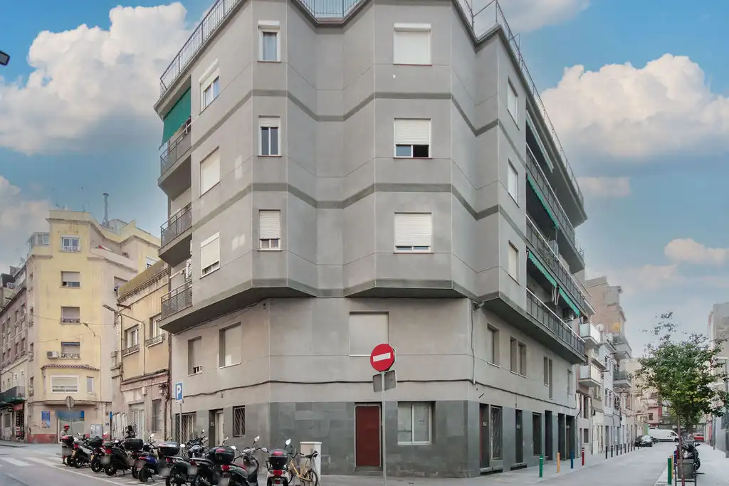 Vista exterior de Dúplex en venda en Collblanc - La Torrassa