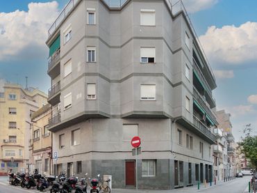 Duplex for sale in Pasaje Colom