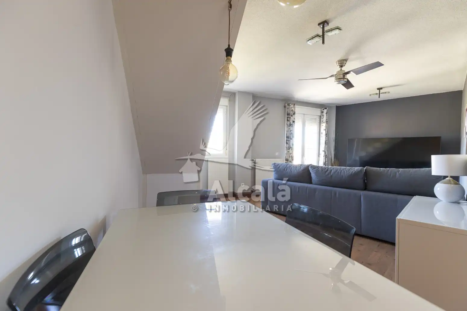 Living room of Flat for sale in Torrejón de Ardoz  with Heating, Terrace and Storage room