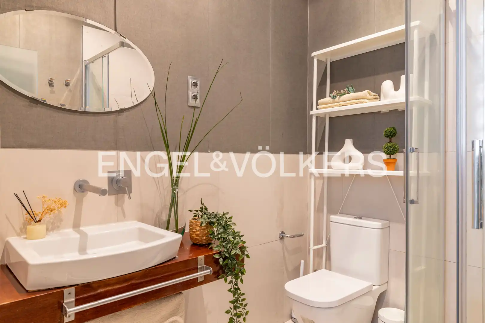 Baño de Piso en venta en Madrid con Aire acondicionado, Calefacción y Balcón