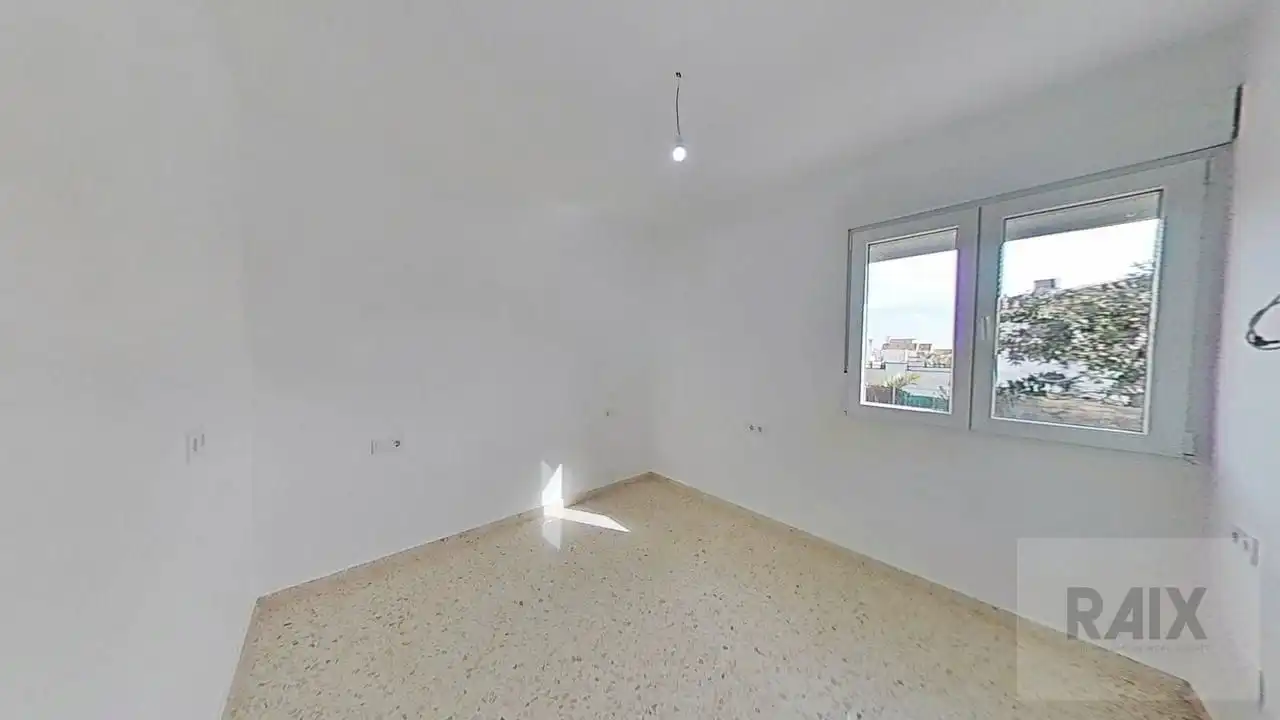 Habitación de Casa o chalet en venta en Algeciras con Aire acondicionado, Terraza y Trastero