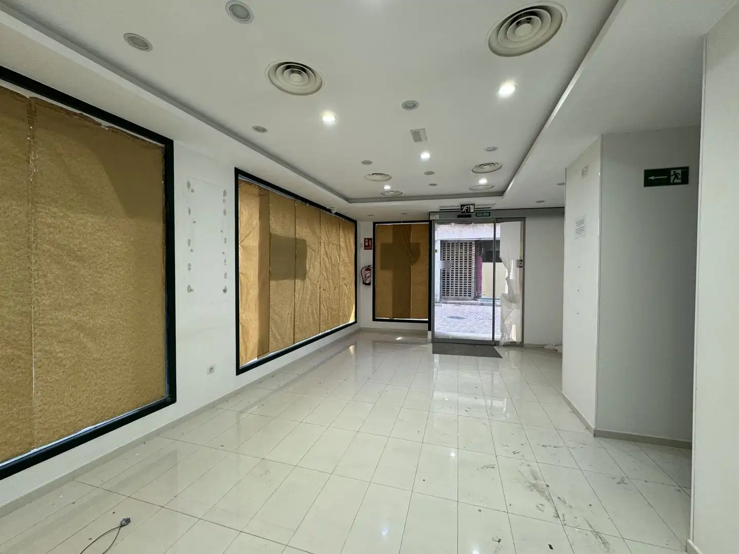 Local comercial de lloguer a Benavente, imagen 17
