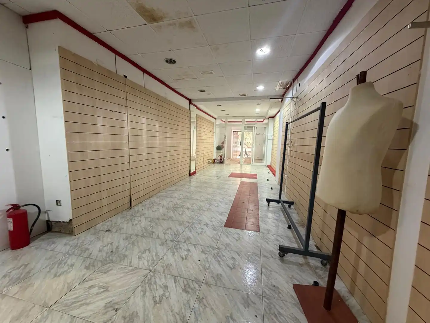 Local comercial de lloguer a Calle San Fernando, imagen 4