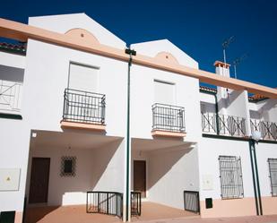 Vista exterior de Casa adosada en venda en Obejo amb Terrassa