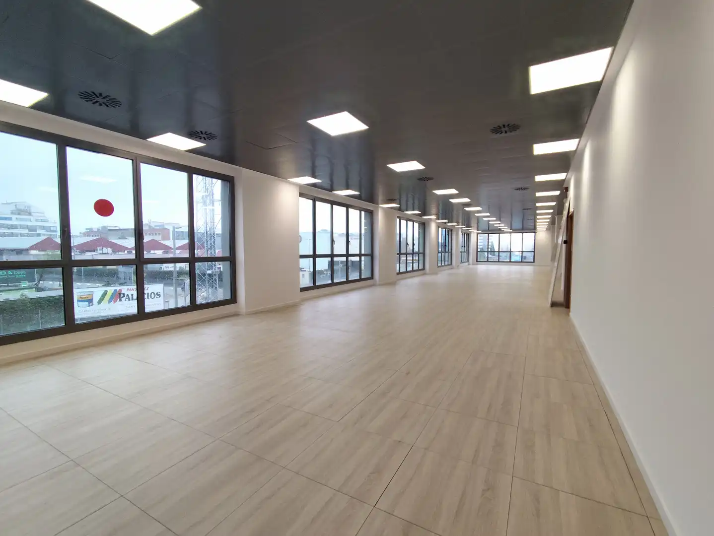 Oficina de alquiler en Avinguda de Barcelona, Les Planes