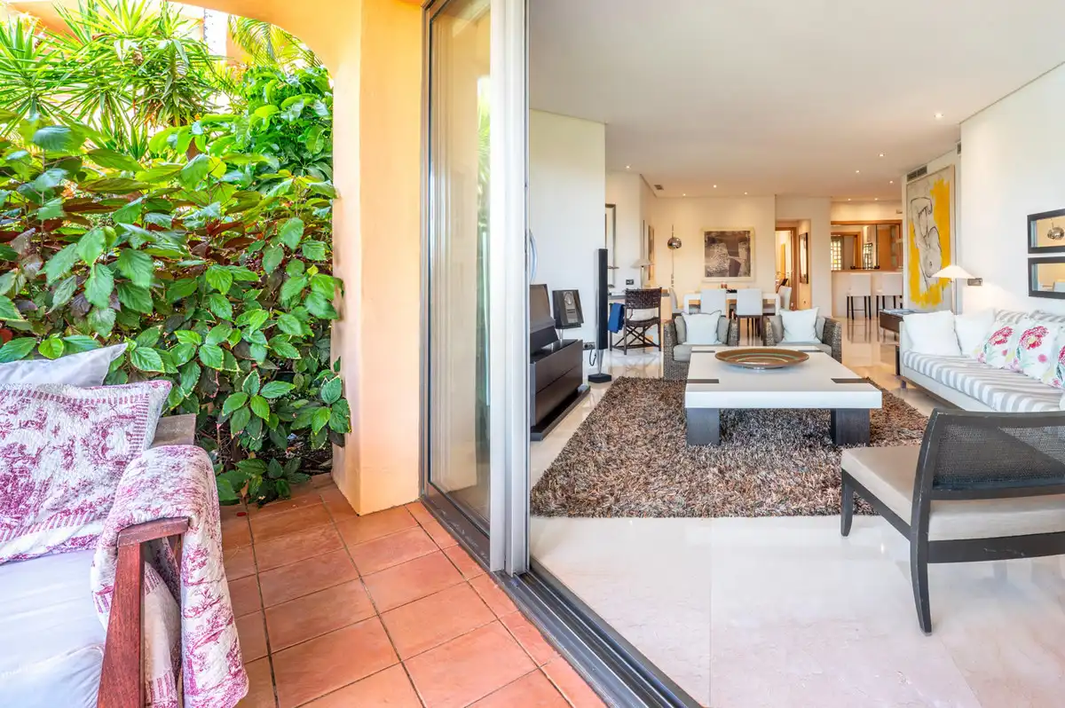 Piso con ascensor en venta en Milla de Oro, imagen 22