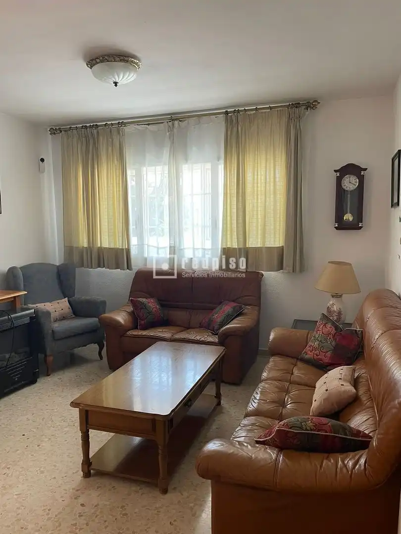 Piso en venta en El Cónsul - Ciudad Universitaria - El Romeral