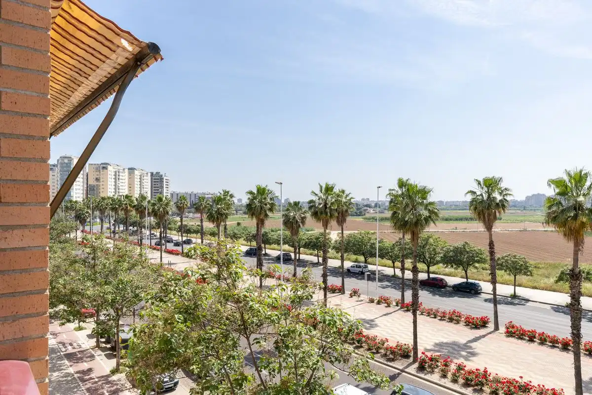 Terraza de Piso en venta en Valencia con Aire acondicionado, Calefacción y Jardín privado