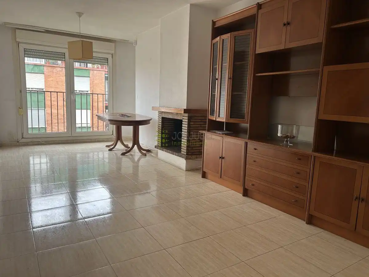 Sala de estar de Piso en venta en Castellón de la Plana / Castelló de la Plana con Aire acondicionado, Calefacción y Trastero
