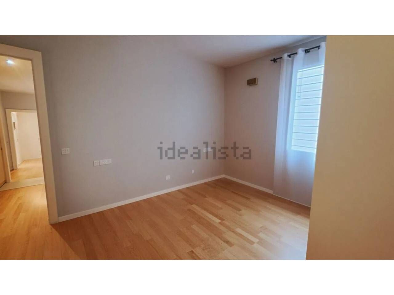Bedroom of Flat for sale in  Barcelona Capital  with Air Conditioner and Parquet flooring