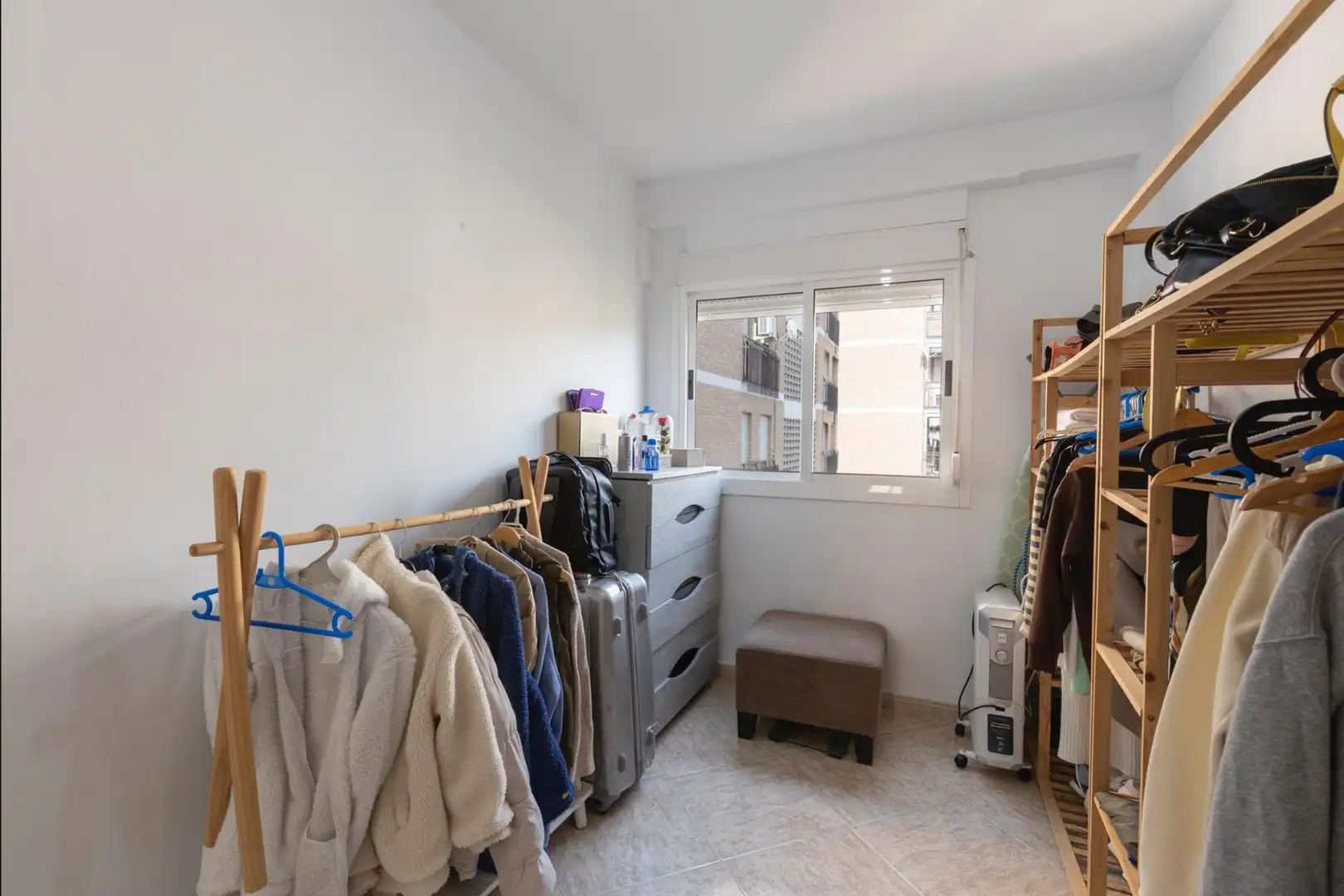 Habitación de Piso en venta en Granada con Terraza y Amueblado