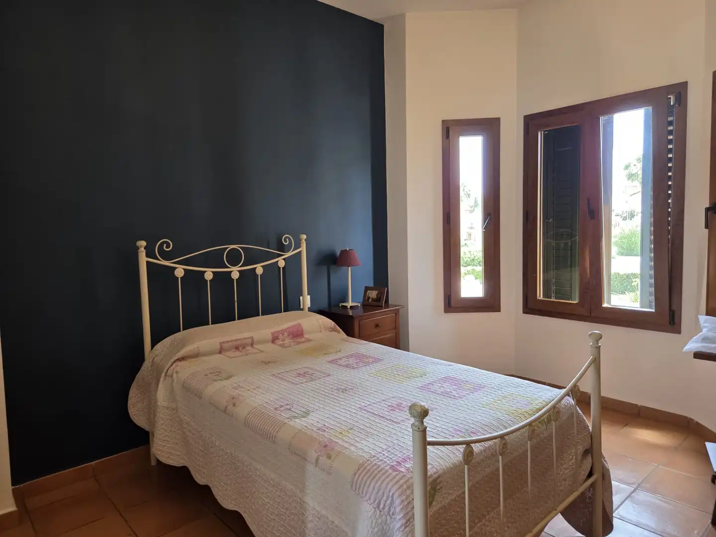 Habitación de Casa o chalet en venta en Algeciras con Aire acondicionado, Jardín privado y Terraza