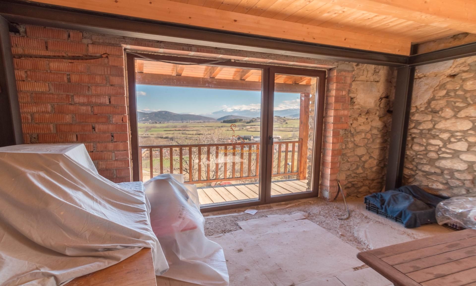 Dormitori de Casa o xalet en venda en Bellver de Cerdanya amb Jardí privat, Traster i Balcó