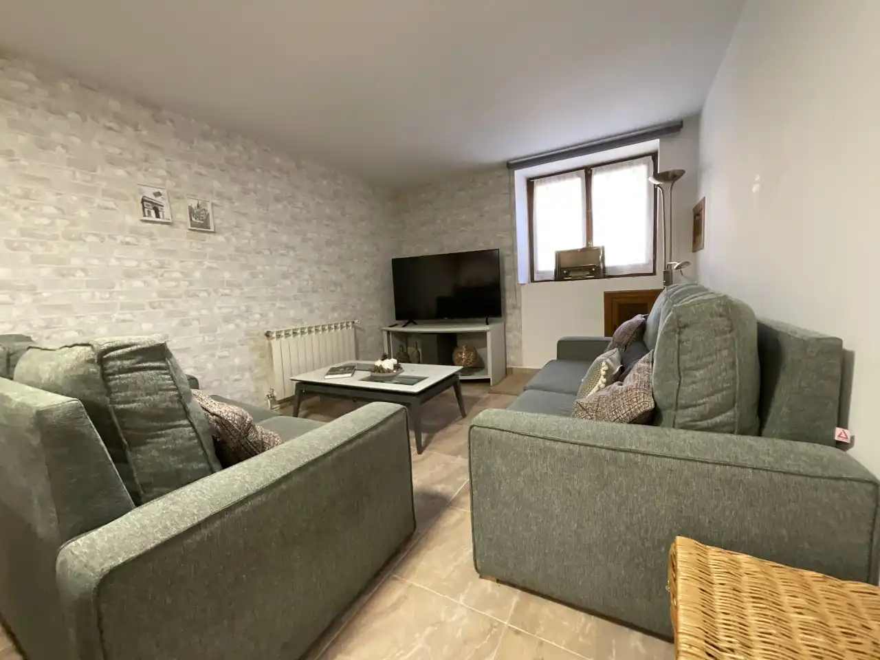 Sala de estar de Casa o chalet en venta en Bañares con Calefacción, Trastero y Amueblado