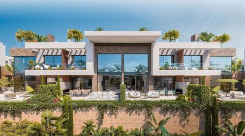 Foto 2 de Casa adosada en venda a Calle Ronda de Nabrisa Este – Parcela a, Bello Horizonte - Lindasol, Marbella