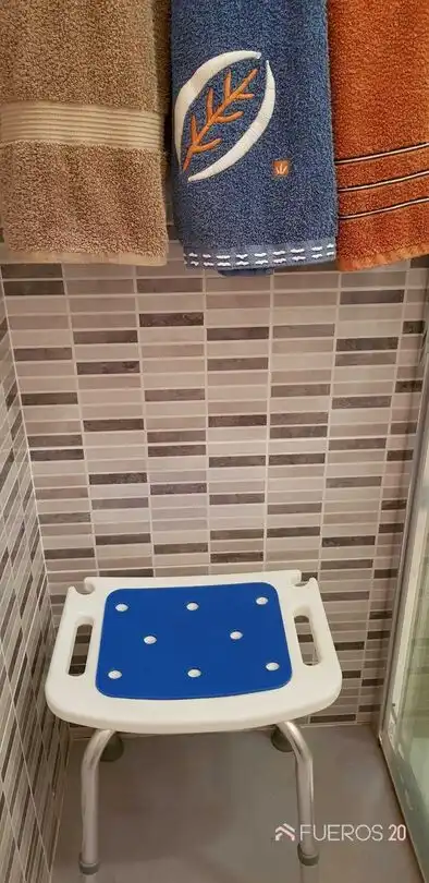 Badezimmer von Wohnung zum Verkauf in Noja mit Heizung, Privatgarten und Terrasse