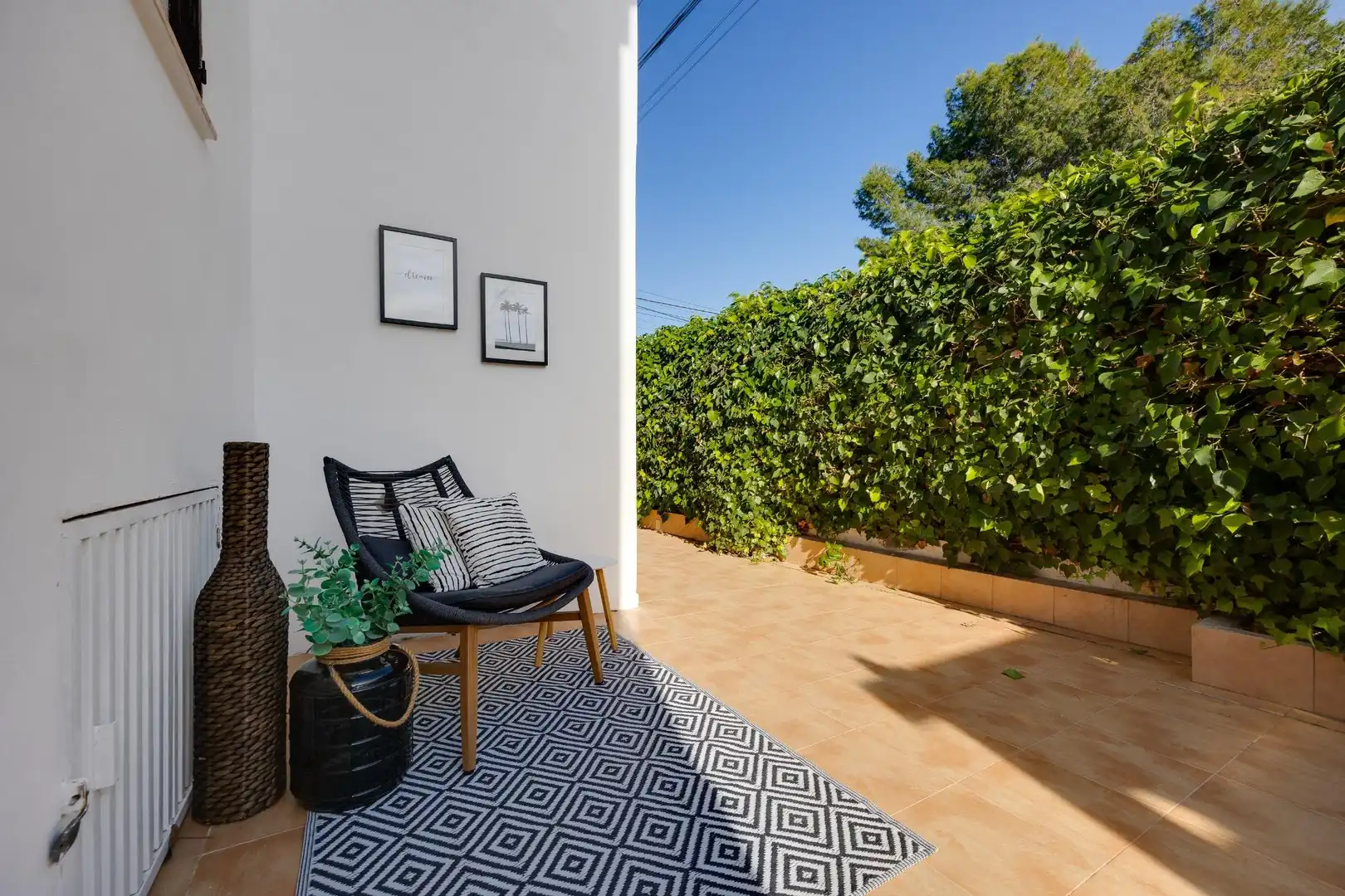 Terrassa de Casa o xalet en venda en Torrevieja amb Aire condicionat, Jardí privat i Moblat