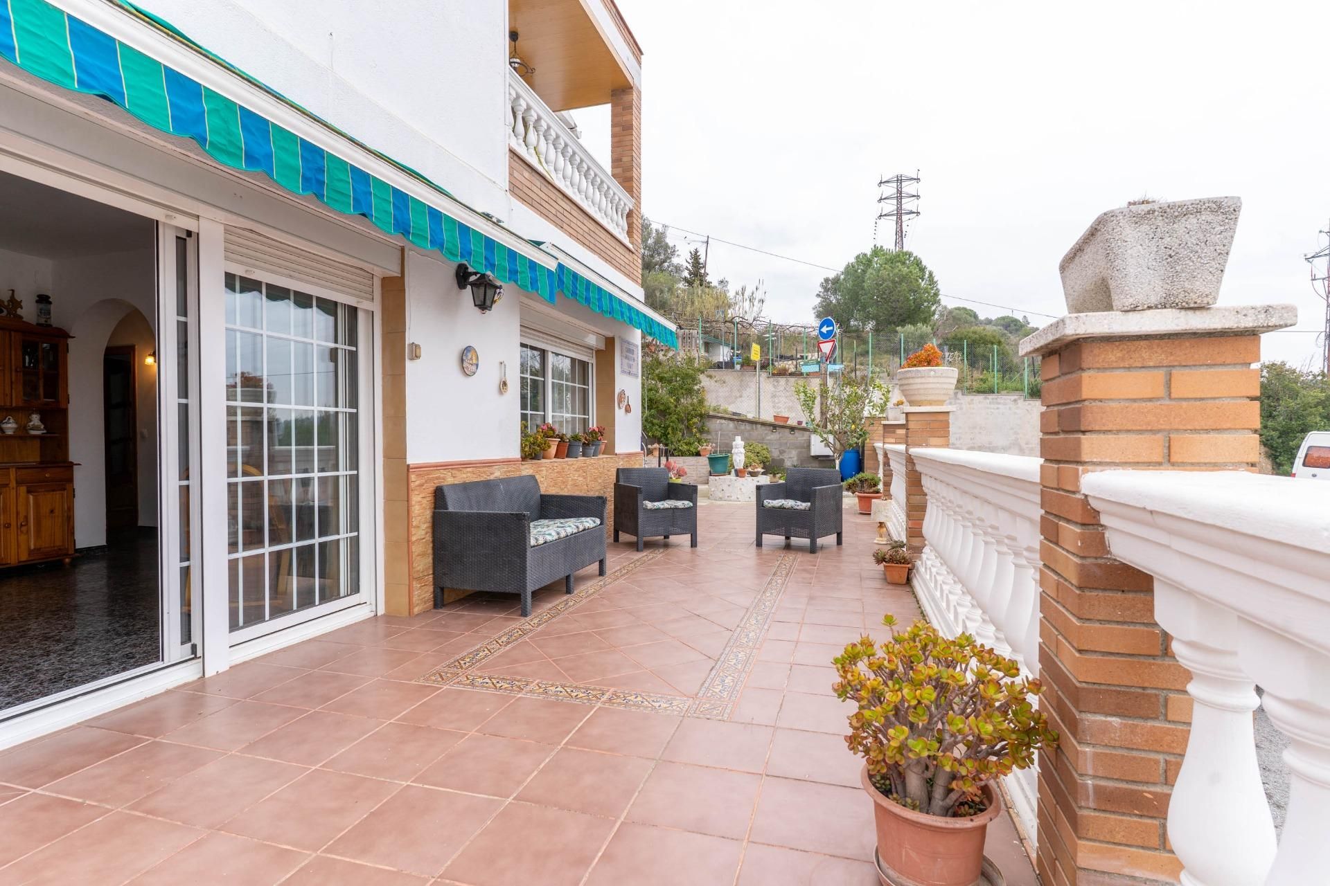 Exterior view of Houses for sale in Olesa de Montserrat  with Air Conditioner, Heating and Terrace
