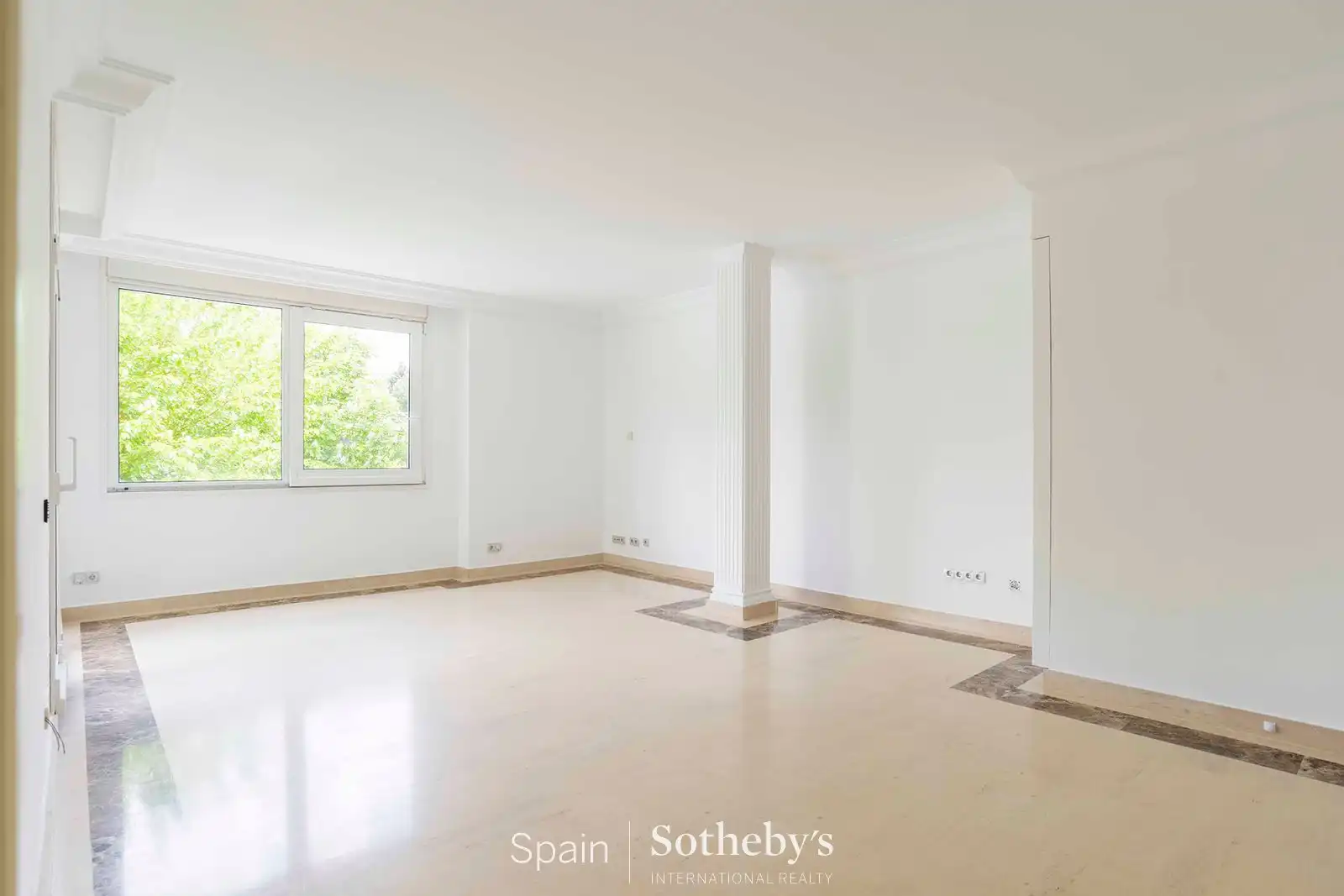 Sala d'estar de Casa o xalet de lloguer en Madrid amb Aire condicionat, Calefacció i Terrassa