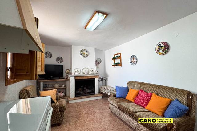 Casa-chalet en Venta en Mesones en Tahal