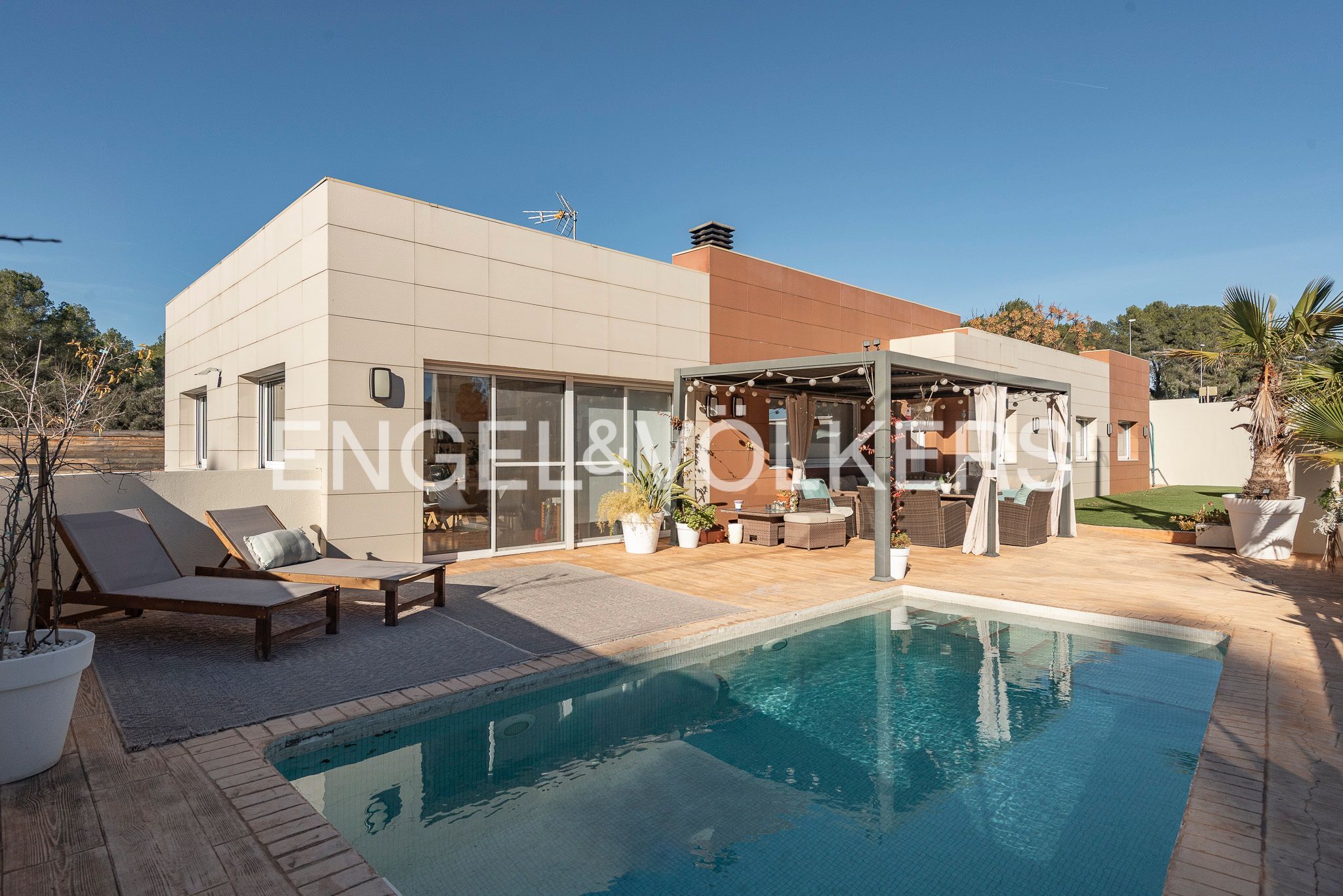 Swimming pool of House or chalet for sale in El Catllar   with Air Conditioner, Heating and Private garden