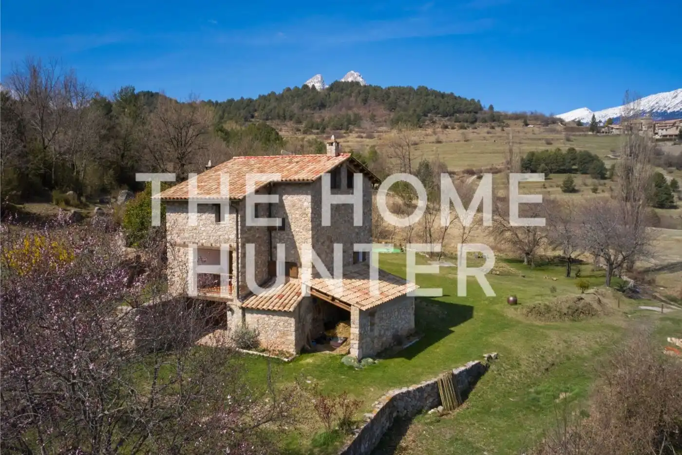 Vista exterior de Casa o xalet en venda en Saldes amb Calefacció, Jardí privat i Terrassa