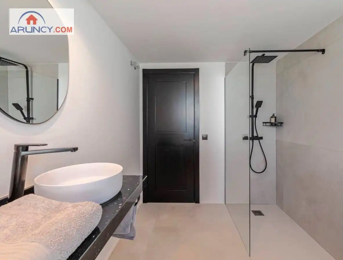 Bathroom of Houses for rent in Gelves