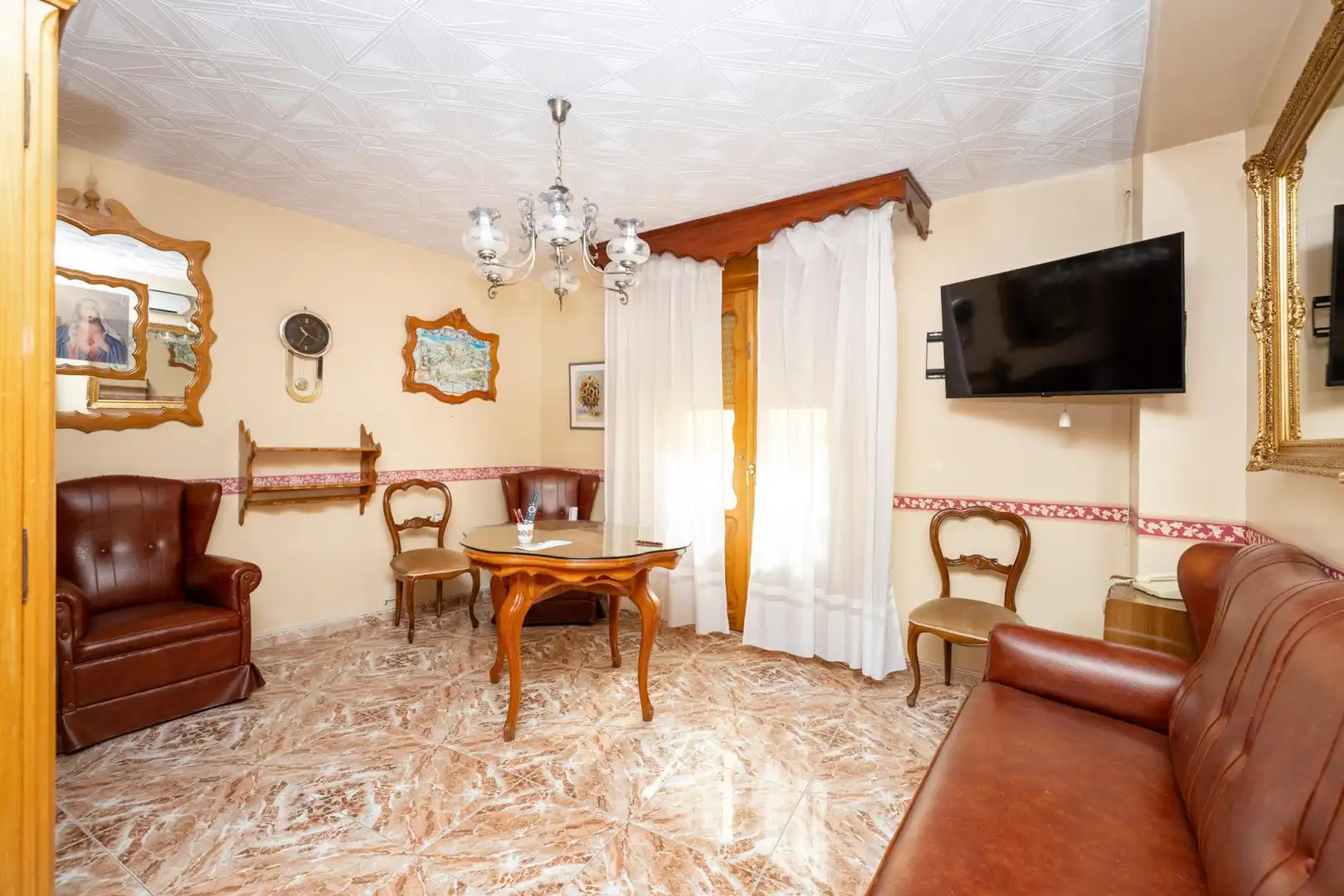 Sala de estar de Edificio en venta en Lanjarón
