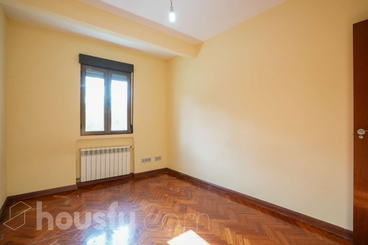 Bedroom of Flat for sale in  Madrid Capital  with Air Conditioner and Heating