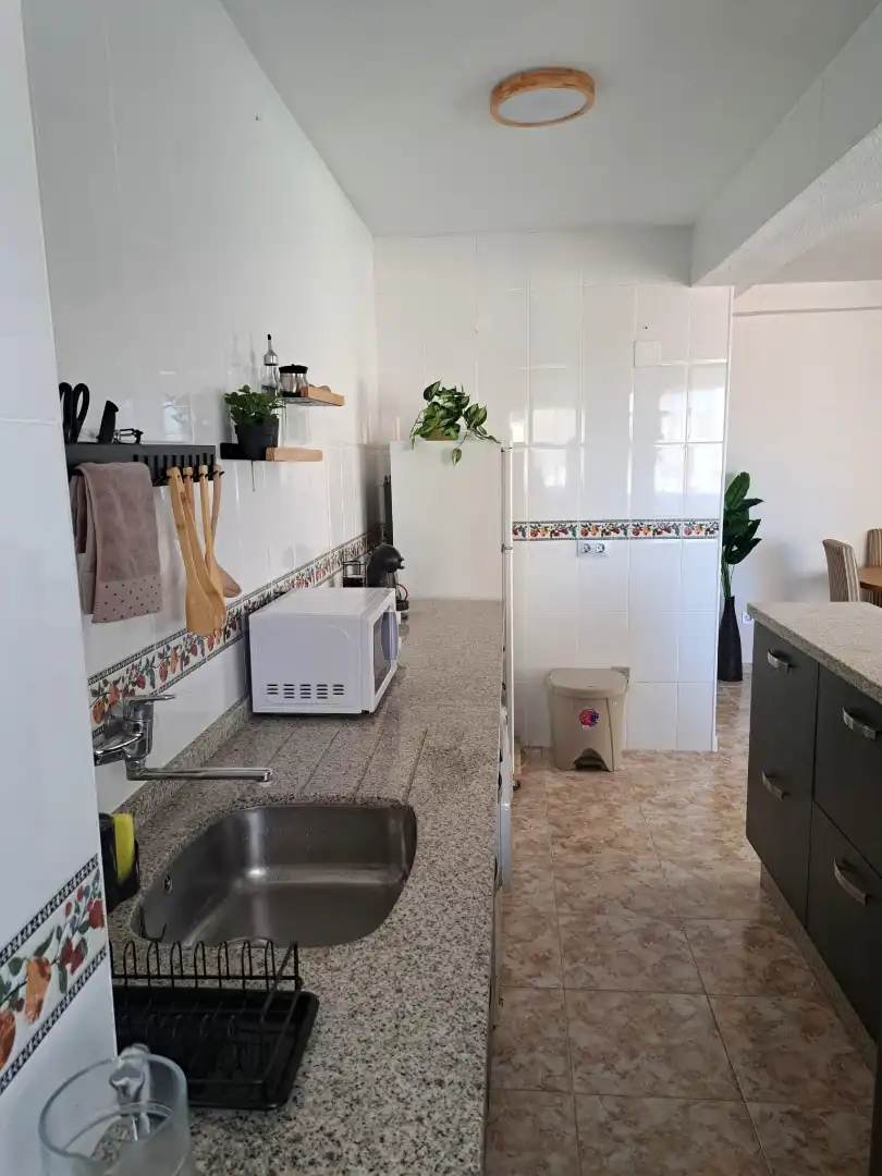 Küche von Wohnung zur Miete in Málaga mit Möbliert, Ofen und Waschmaschine