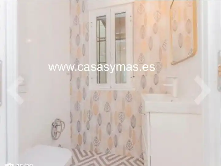 Flat for sale in Travesía de las Pozas, Universidad - Malasaña