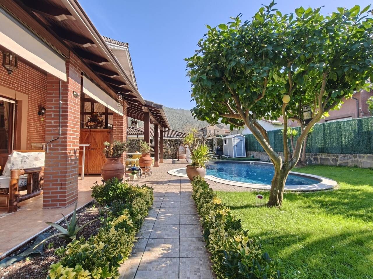 Vista exterior de Casa o chalet en venta en Guriezo con Jardín privado y Terraza