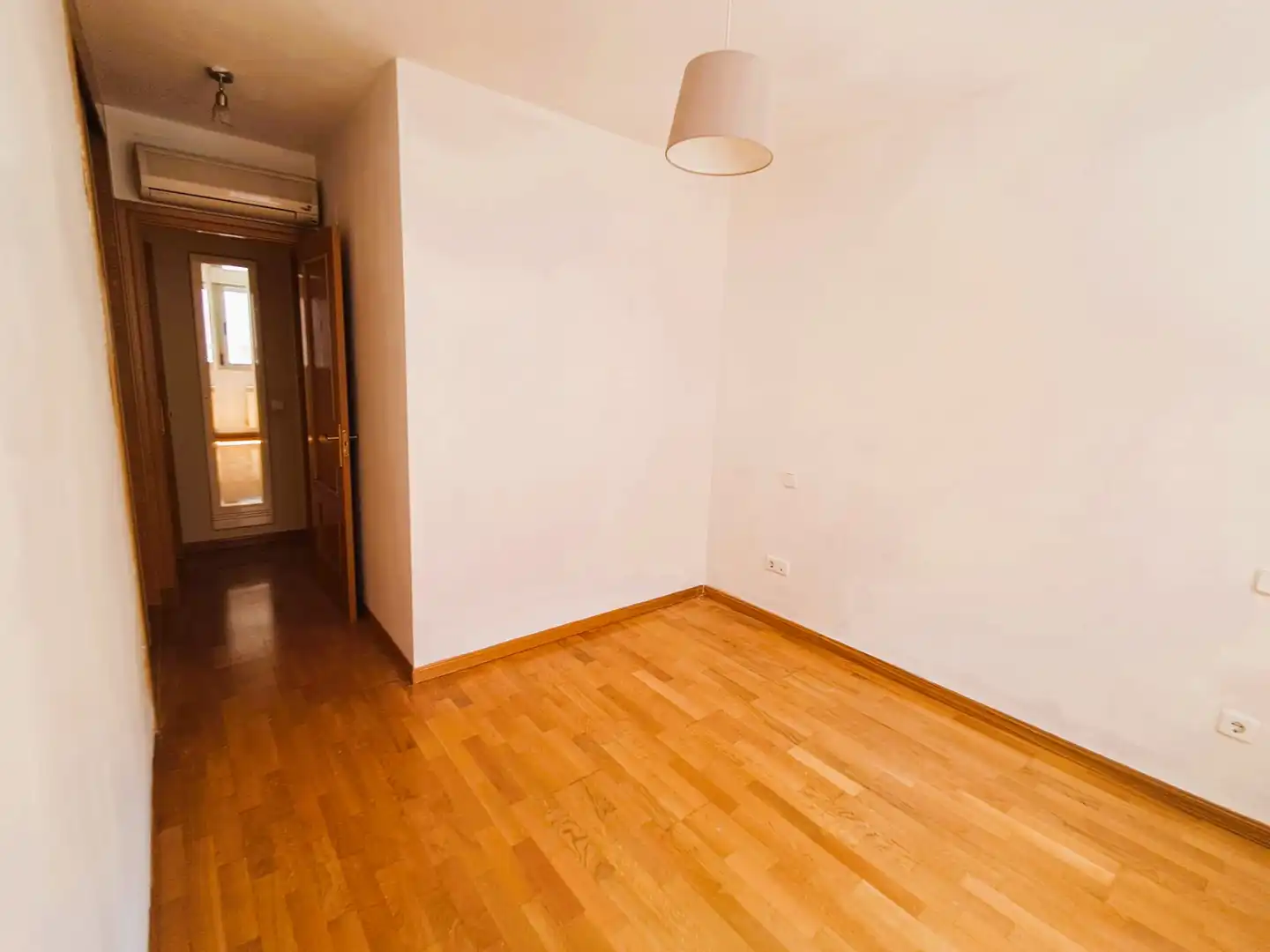 Habitación de Piso en venta en Madrid con Aire acondicionado, Calefacción y Parquet