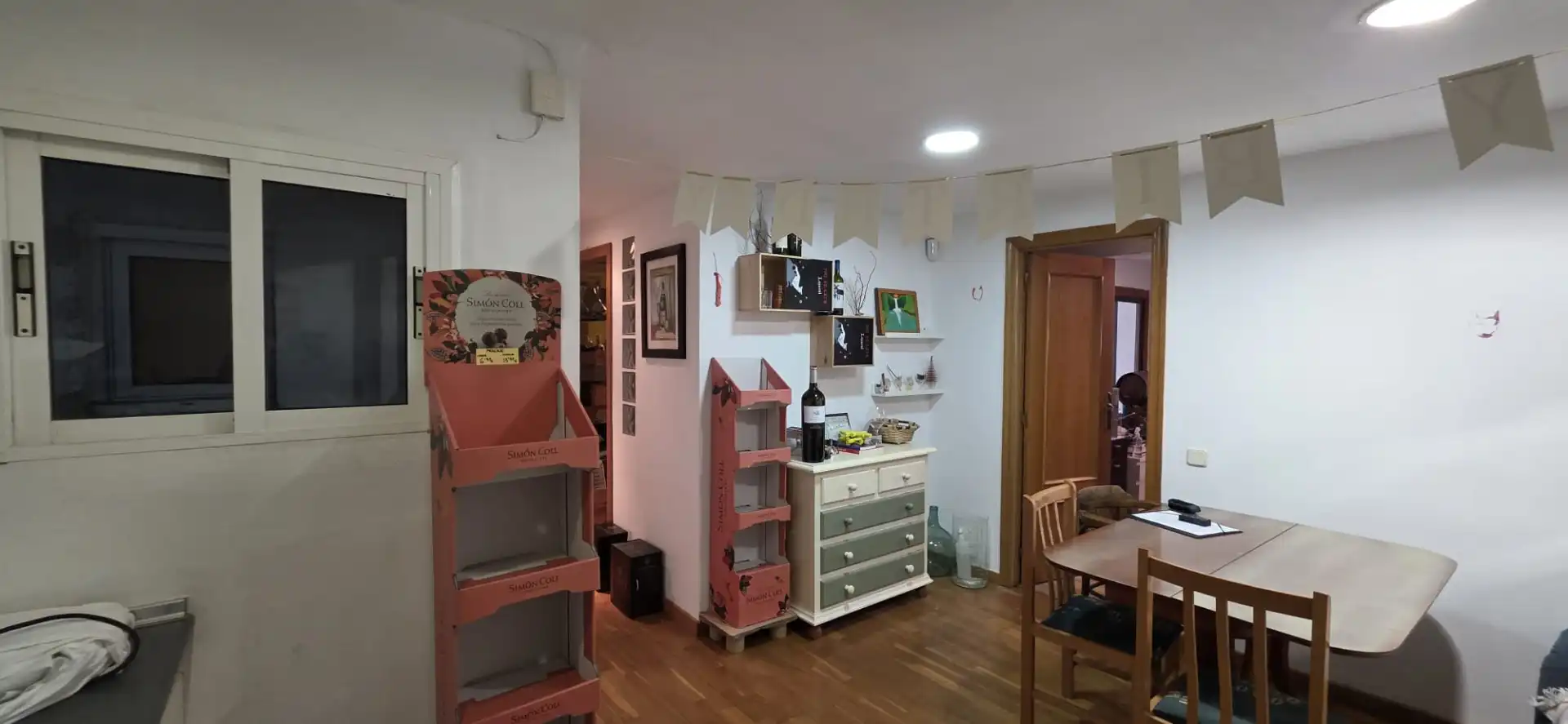 Comedor de Local en venta en  Barcelona Capital con Aire acondicionado, Calefacción y Terraza