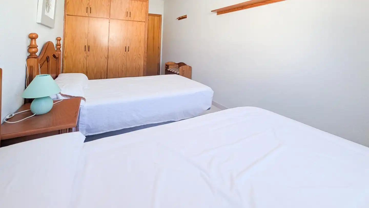 Dormitori de Pis en venda en Santa Pola amb Terrassa i Moblat