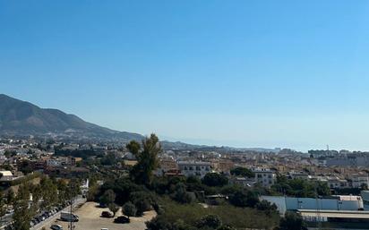 Vista exterior de Àtic en venda en Mijas amb Terrassa