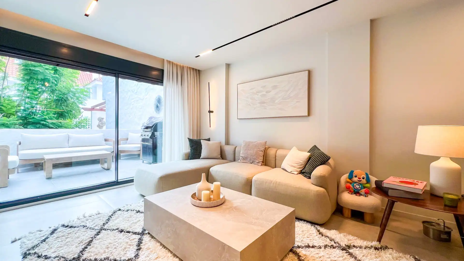Apartament amb piscina en venda a Calle CALIFA-UR NVA ANDALUCIA, imagen 7