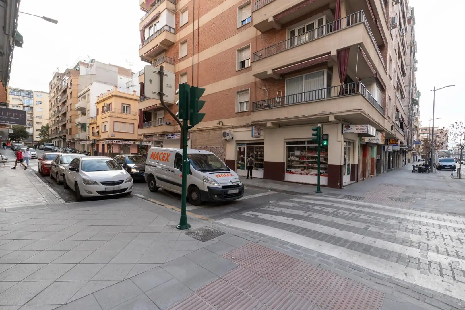 Business premises for sale in Calle Calle Arabial, imagen 22