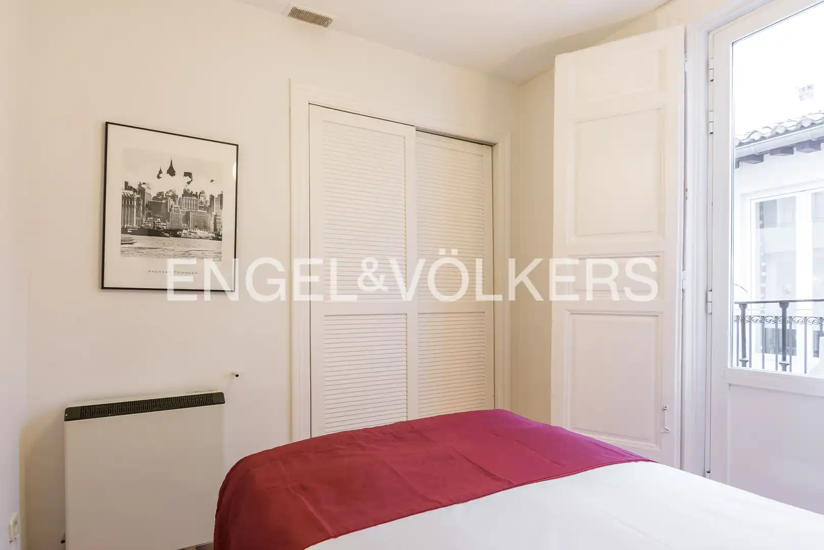 Bedroom of Flat for rent in Madrid  with Air Conditioner, Heating and Furnished